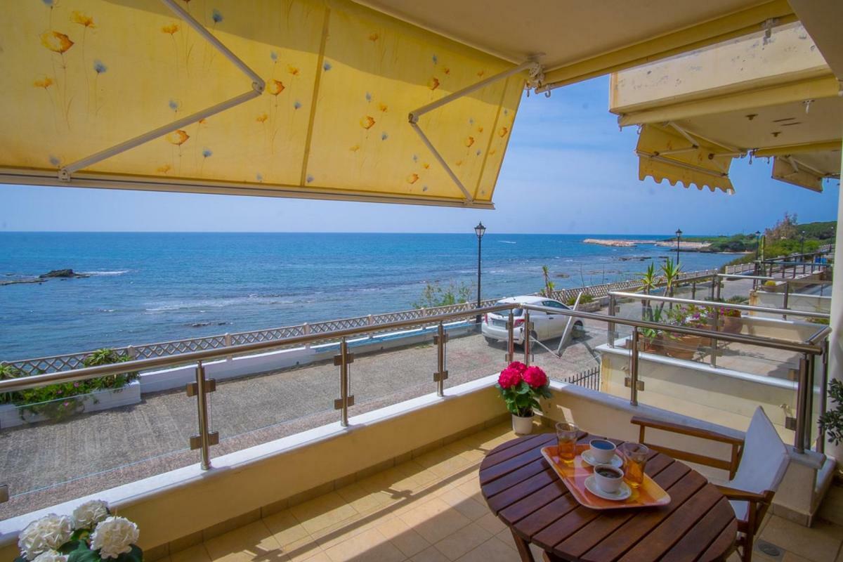 Vila Paris Seaside Pandokrátor Exteriér fotografie