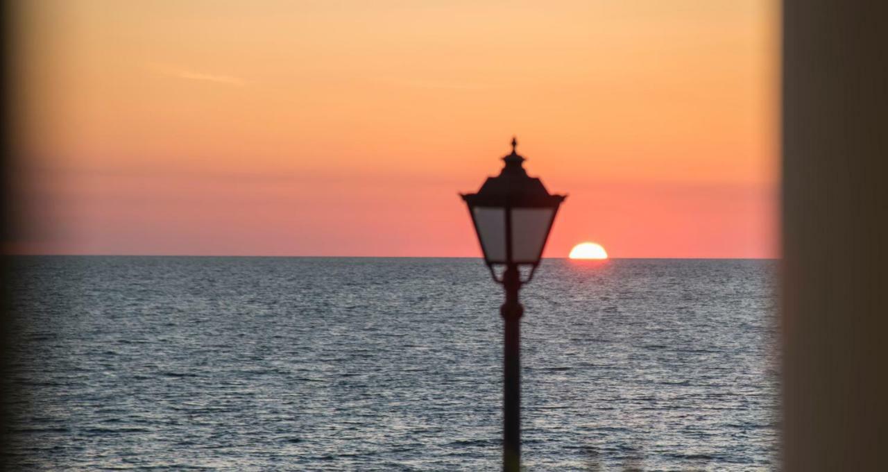 Vila Paris Seaside Pandokrátor Exteriér fotografie