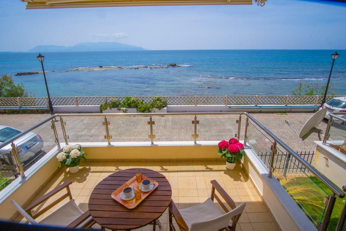 Vila Paris Seaside Pandokrátor Exteriér fotografie